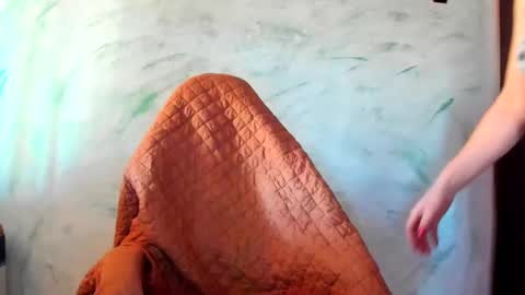 valentina online show from December 18, 8:20 am