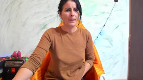 valentina online show from January 3, 10:31 am