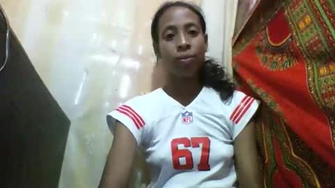 valysexyhot online show from March 17, 8:39 am