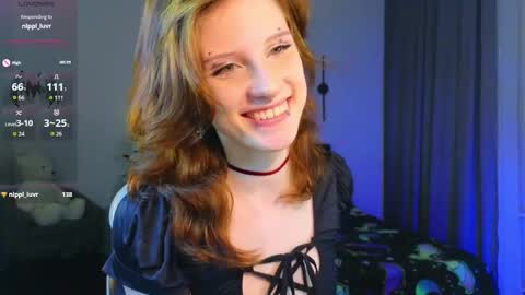 Snapshot of vampi_queen chatting on May 30, 9:34 pm Vampi online show from May 30, 9:34 pm