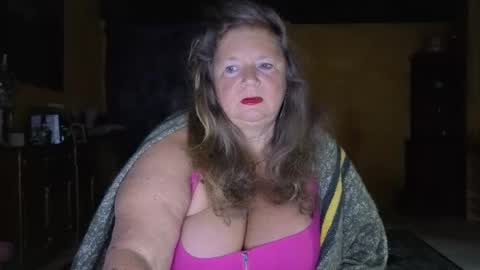 vampwoman online show from November 1, 6:59 am