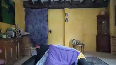 vampwoman online show from November 5, 7:41 am