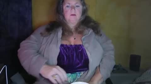 vampwoman online show from February 16, 8:54 am