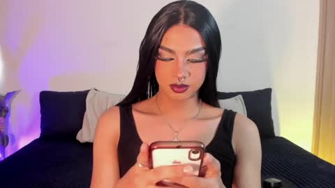 Cinnamon  online show from April 26, 9:01 pm
