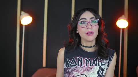 vampy_dolll online show from January 26, 3:17 am