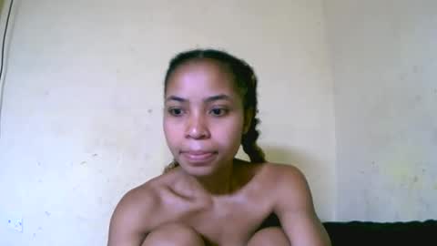 vanah344375 online show from October 1, 1:50 pm