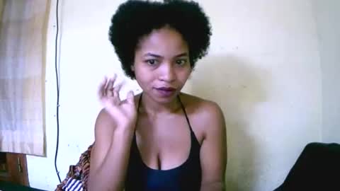 vanah344375 online show from October 2, 8:43 am