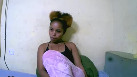 vanah344375 online show from October 14, 6:36 am