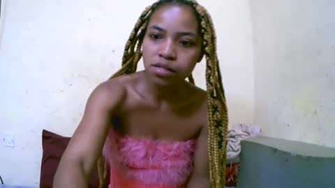 vanah344375 online show from October 21, 2:01 am