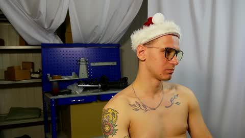 Snapshot of vance_rulez chatting on December 22, 6:49 am Vance online show from December 22, 6:49 am