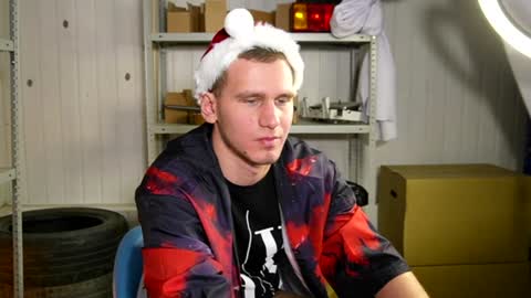 Snapshot of vance_rulez chatting on December 28, 11:19 am Vance online show from December 28, 11:19 am