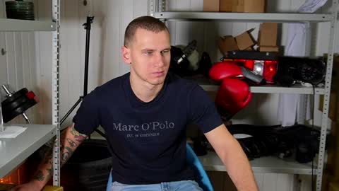 Snapshot of vance_rulez chatting on January 14, 6:34 am Vance online show from January 14, 6:34 am
