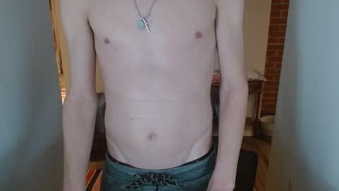 Snapshot of vancity18601358 chatting on December 29, 3:11 am vancity18601358 online show from December 29, 3:11 am