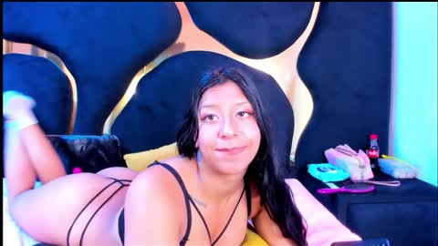 Snapshot of vanelin18 chatting on May 12, 4:15 pm Vane online show from May 12, 4:15 pm