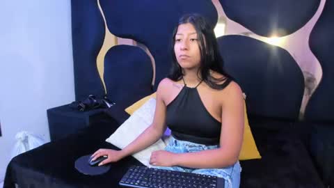 Vane online show from July 31, 2:27 pm