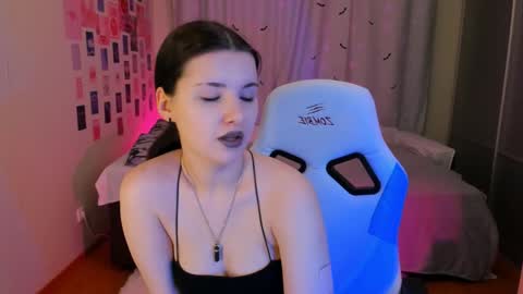 Vanessa online show from February 7, 1:04 am