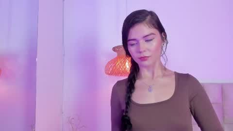 Snapshot of vanessa_cruz_18 chatting on June 10, 3:55 pm Vane online show from June 10, 3:55 pm