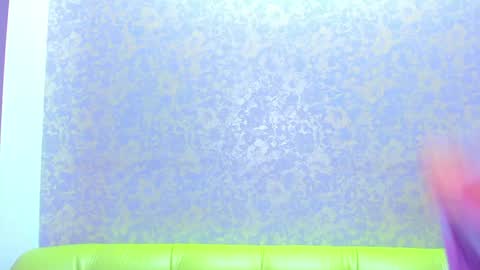 Snapshot of vanessa_florence chatting on May 3, 1:22 am RUSSIAN BARBIE BABE online show from May 3, 1:22 am
