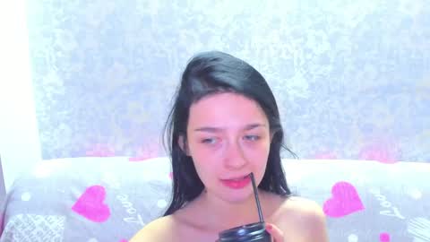 Snapshot of vanessa_florence chatting on May 21, 1:12 am RUSSIAN BARBIE BABE online show from May 21, 1:12 am