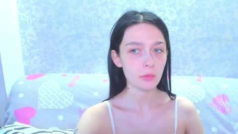 Snapshot of vanessa_florence chatting on May 28, 1:14 am RUSSIAN BARBIE BABE online show from May 28, 1:14 am