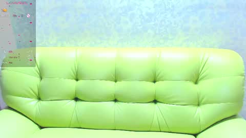 Snapshot of vanessa_florence chatting on June 12, 1:04 am RUSSIAN BARBIE BABE online show from June 12, 1:04 am