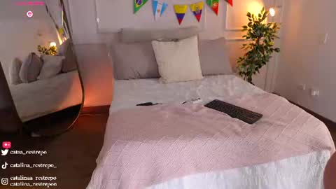 vanessa sexxy online show from June 27, 2:05 am