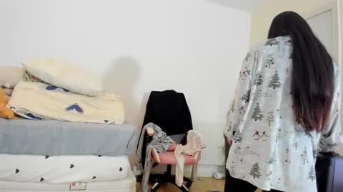 vanessaadol online show from February 9, 9:57 am