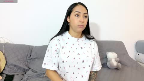 Snapshot of vanessaadol chatting on May 19, 8:42 am vanessaadol online show from May 19, 8:42 am