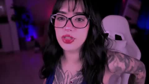 Snapshot of vanessablackrose chatting on July 16, 3:23 am Vanessa online show from July 16, 3:23 am