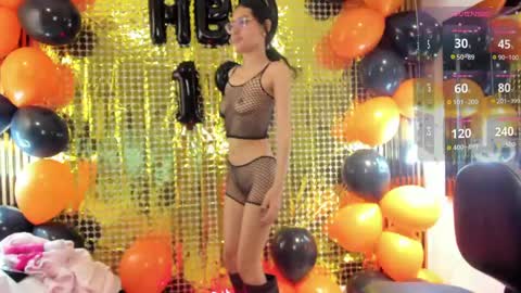 Snapshot of vanessaboch chatting on June 7, 7:50 pm Vanessa online show from June 7, 7:50 pm
