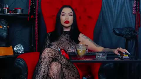 Snapshot of vanessamorningstar1 chatting on February 18, 1:00 pm Miss Vanessa online show from February 18, 1:00 pm