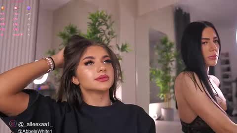 Vanessa Simon online show from February 12, 6:40 am