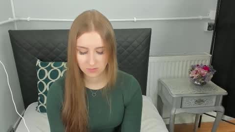 VanessaTrue online show from March 30, 3:57 pm