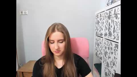 VanessaTrue online show from May 1, 10:20 am