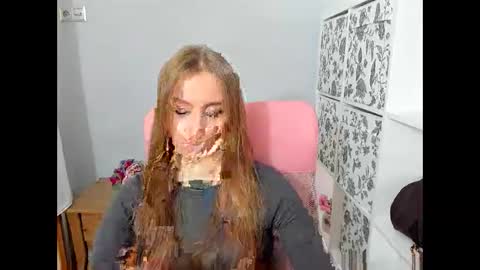 VanessaTrue online show from May 8, 11:04 am