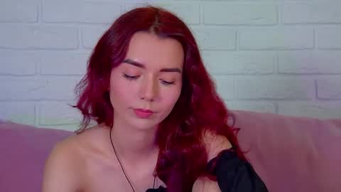 Snapshot of vanessavienne chatting on May 22, 4:34 pm VanessaVienne online show from May 22, 4:34 pm