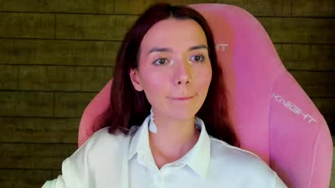 Snapshot of vanessavienne chatting on June 8, 4:29 pm VanessaVienne online show from June 8, 4:29 pm