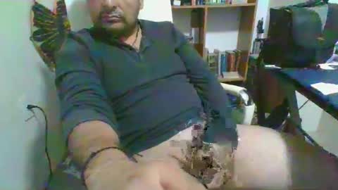 Snapshot of vangelux chatting on December 1, 8:42 pm Arcangel online show from December 1, 8:42 pm