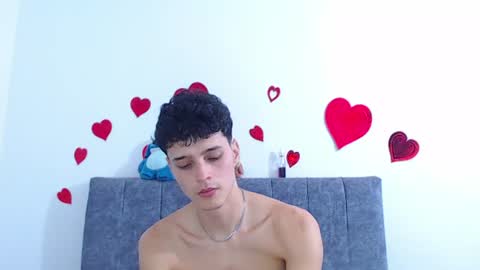 Snapshot of vanie_ chatting on July 9, 10:58 pm Ruby and Vanie online show from July 9, 10:58 pm