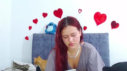 Snapshot of vanie_ chatting on July 11, 12:46 am Ruby and Vanie online show from July 11, 12:46 am