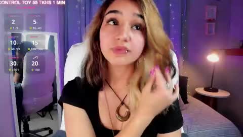 Snapshot of vanillafairy_ chatting on July 6, 9:06 pm vanillafairy_ online show from July 6, 9:06 pm