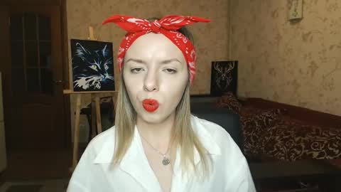 VanillaMuffin online show from February 19, 10:12 am