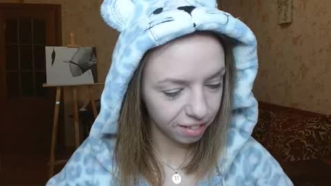 VanillaMuffin online show from October 10, 5:50 am