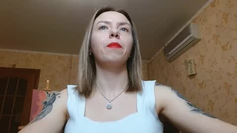 VanillaMuffin online show from March 7, 1:41 pm