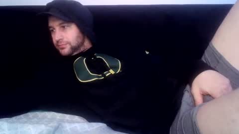 Snapshot of vanillaniceeee chatting on June 21, 6:16 am vanillaniceeee online show from June 21, 6:16 am
