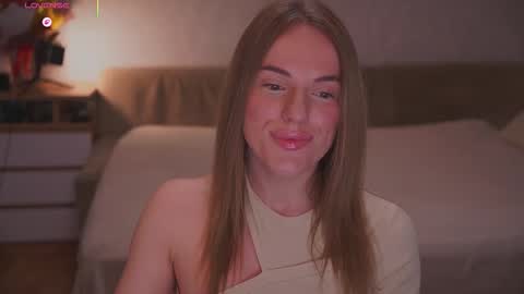 Sophie online show from December 2, 10:05 pm