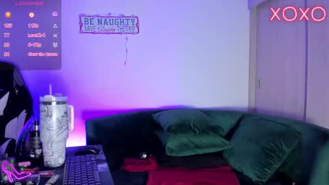 Megan Rosse online show from January 12, 8:41 am