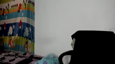 vannellope_vladimir online show from May 29, 1:20 pm