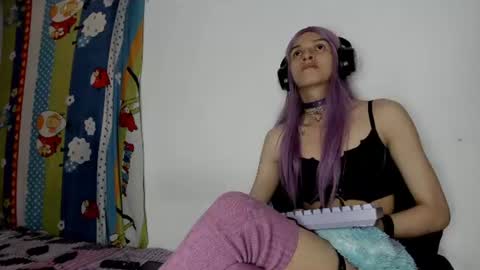 vannellope_vladimir online show from June 28, 3:40 pm