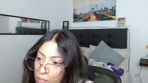 Snapshot of vannesweet_ chatting on November 16, 7:19 pm vane online show from November 16, 7:19 pm